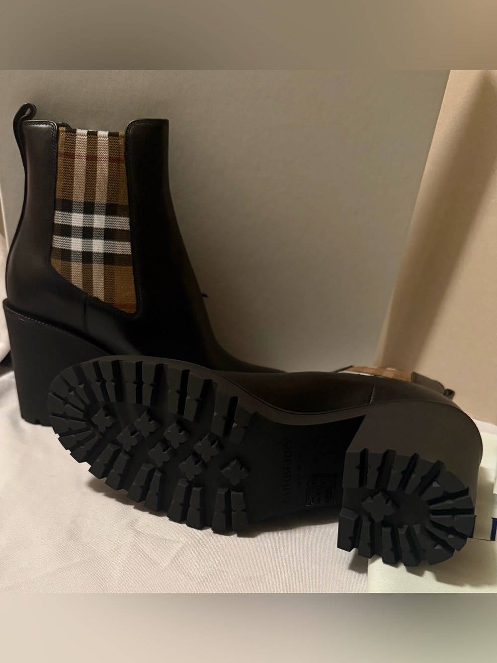 Burberry Check Panel Leather Ankle Boot Sz EUR 38 - Picture 8 of 10